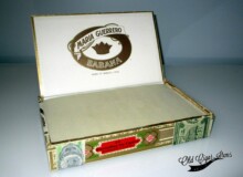 Favoritas en Cedro - Old Cigar Items Maria Guerrero Favoritas en Cedro - 1968 - Old Cigar Items